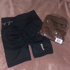 New ECHT summer scrunch shorts. Size SM.